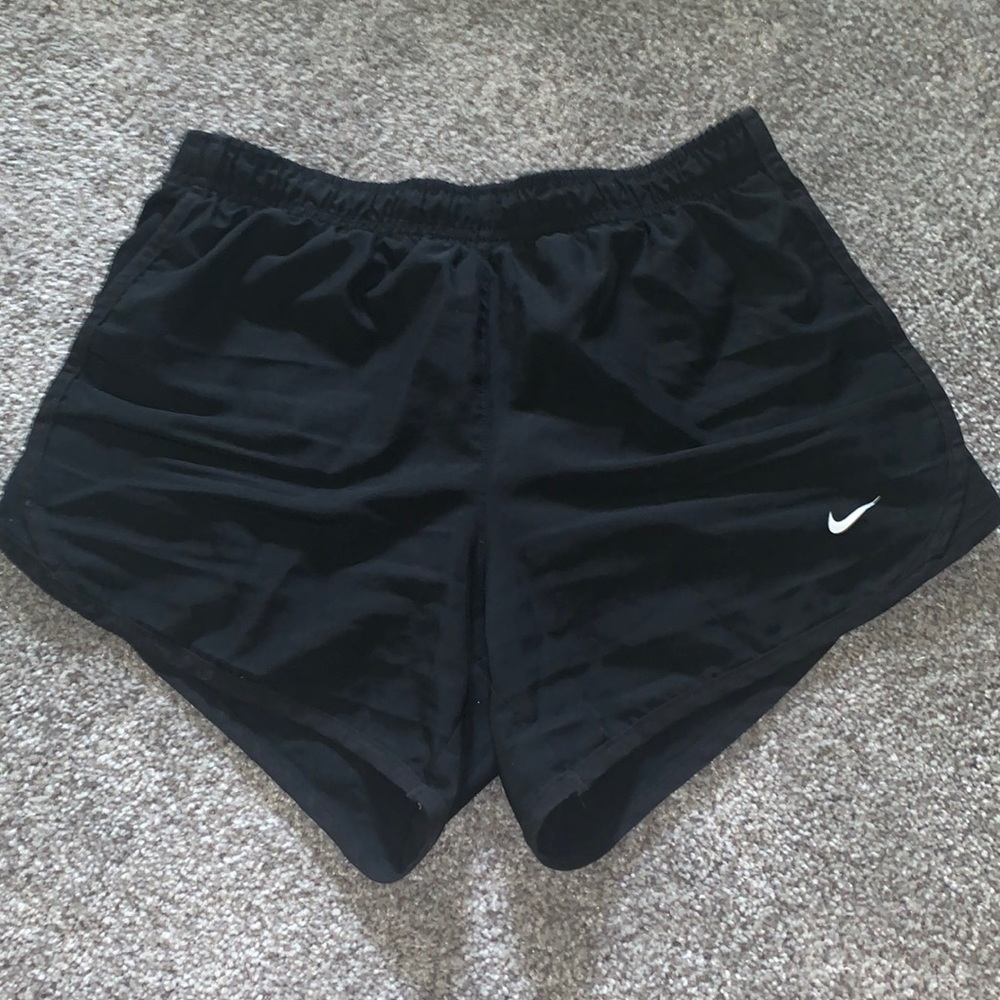 Nike girls Dri-FIT Tempo running shorts